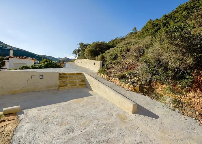 Villa Breathtaking Sea Views, Cala Granadella, Free Parking Jávea